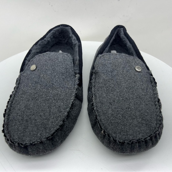 Steve Madden Loafers House Shoes Slippers Faux Fur Slip On Grey Lounge Comfy 10 - Picture 3 of 13